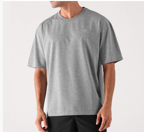 Discover the Prozis Collection - an ideal gift guide for those seeking quality athletic wear for an active lifestyle.